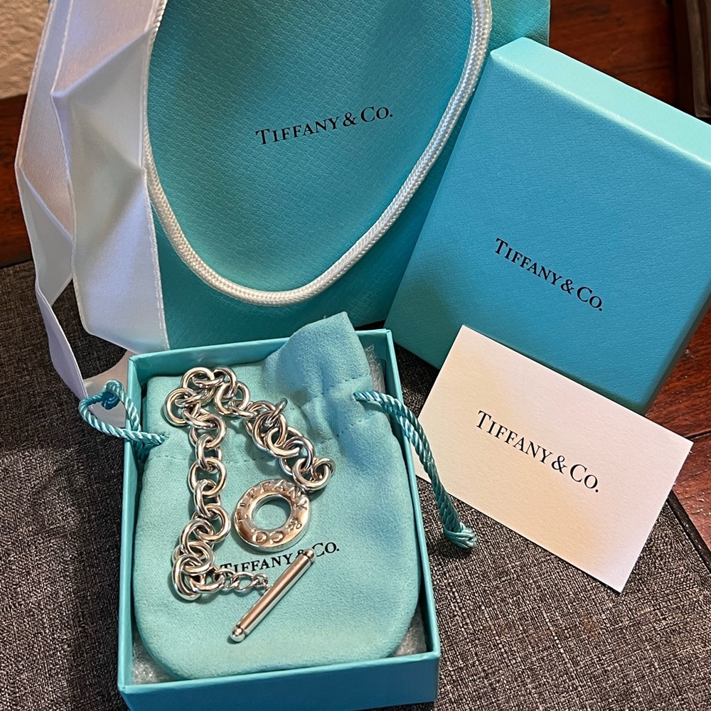 Tiffany & Co toggle bracelet